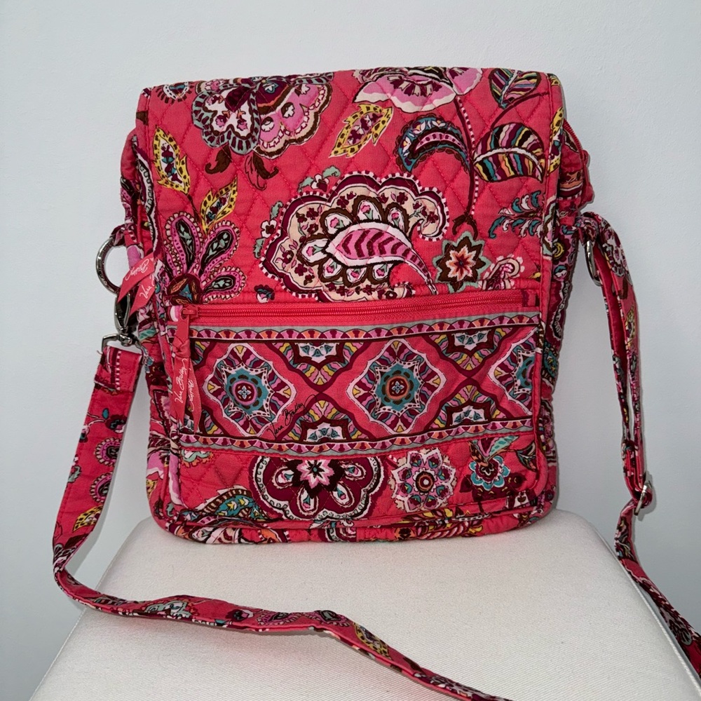 Vera Bradley Cross Body Messenger Bag in Call Me Coral